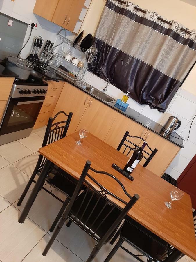 Mercy-Phillips Apartments Located At Eagle Tower Building Nairobi City Centre 外观 照片